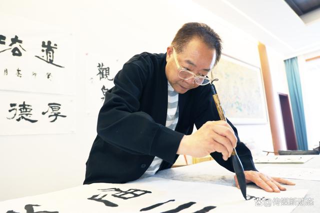 刘洪友1.jpg