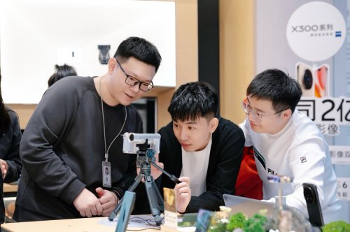 vivo人文影像馆武汉启幕，以影像科技重塑零售体验第3张